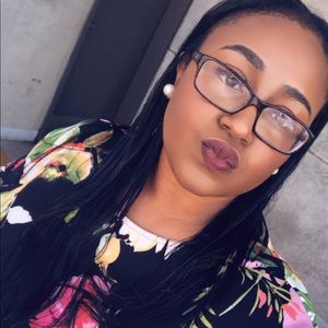 Meet your Posher, Tabitha